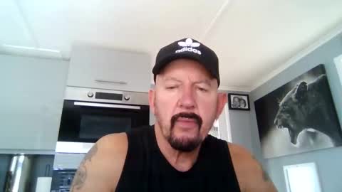 Snapshot of friskyneedsum chatting on February 17, 1:07 pm bob online show from February 17, 1:07 pm