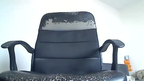 Snapshot of fritz12007 chatting on May 21, 6:31 am sexykl online show from May 21, 6:31 am