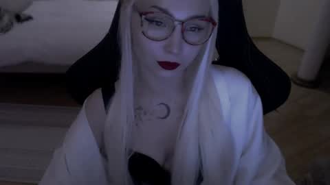 Lilith online show from March 23, 10:03 pm