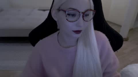 Lilith online show from April 16, 7:31 am