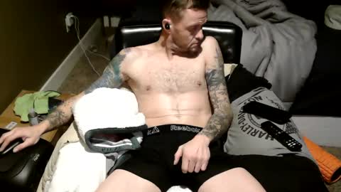 Snapshot of froski666 chatting on January 19, 4:36 pm froski666 online show from January 19, 4:36 pm