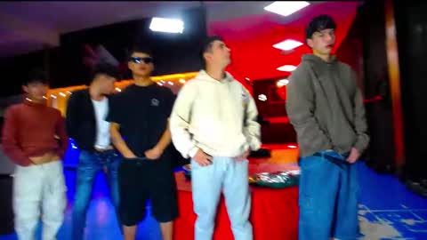 Snapshot of frotloops chatting on September 28, 5:40 pm THOMAS AND DAMIAND online show from September 28, 5:40 pm