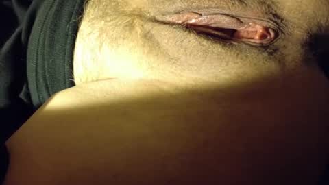 Snapshot of frumcake chatting on December 16, 1:21 am FrumCake online show from December 16, 1:21 am