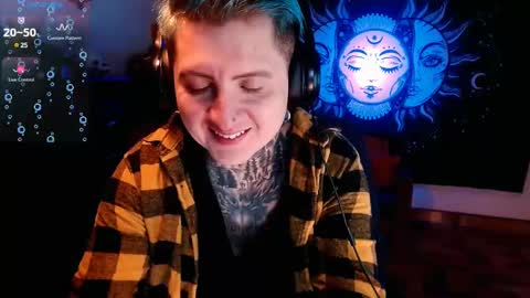 Snapshot of ftmblueyes chatting on February 17, 4:20 am HEHIM online show from February 17, 4:20 am