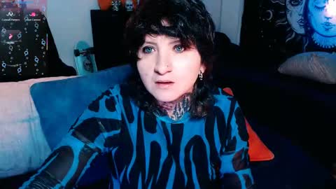 Snapshot of ftmblueyes chatting on September 13, 5:18 am HEHIM online show from September 13, 5:18 am