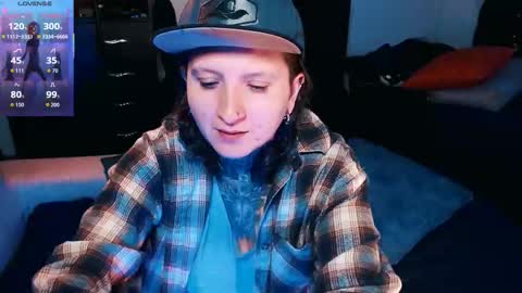 Snapshot of ftmblueyes chatting on October 5, 12:42 am HEHIM online show from October 5, 12:42 am