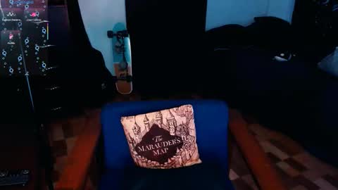 Snapshot of ftmblueyes chatting on October 14, 7:20 am HEHIM online show from October 14, 7:20 am