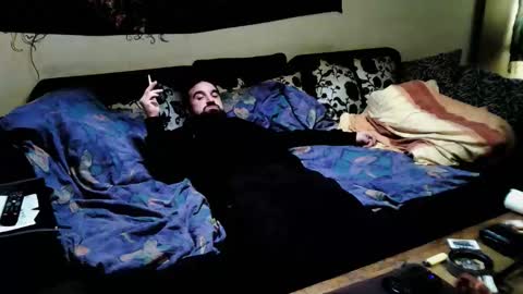 Snapshot of fuchsl29 chatting on February 1, 6:12 am Patre30 online show from February 1, 6:12 am