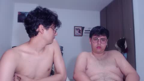 uwu online show from November 25, 11:49 pm