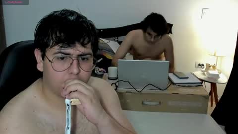 uwu online show from April 8, 2:00 am