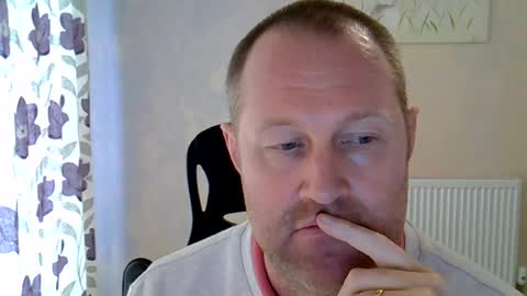 Fuck Buddy UK online show from June 12, 11:42 am