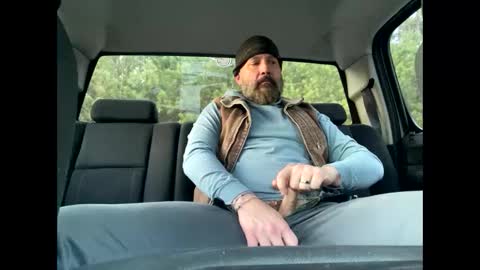 Snapshot of fuckadilf chatting on December 21, 9:58 pm fuckadilf online show from December 21, 9:58 pm