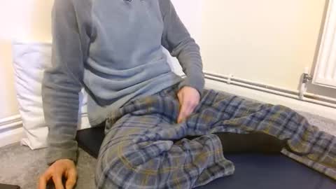 Snapshot of fuckbeatb chatting on November 30, 8:57 pm fuckbeatb online show from November 30, 8:57 pm