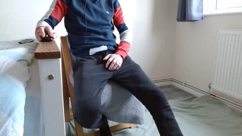 Snapshot of fuckbeatb chatting on January 14, 12:44 pm fuckbeatb online show from January 14, 12:44 pm