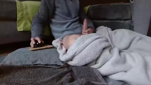 Snapshot of fuckbeatb chatting on February 6, 12:41 pm fuckbeatb online show from February 6, 12:41 pm