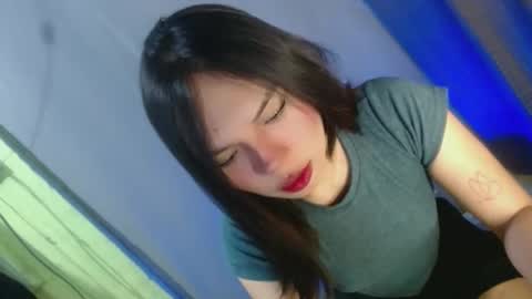 Snapshot of fuckhard_olivia18 chatting on February 20, 1:11 pm olivia online show from February 20, 1:11 pm