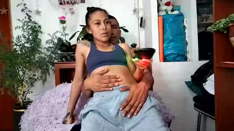 Snapshot of fuckincouple4u chatting on May 21, 4:14 pm fuckincouple4u online show from May 21, 4:14 pm