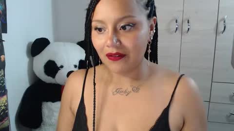 Mia and Gary  online show from April 16, 1:28 am