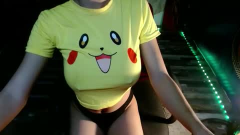 lexi online show from April 12, 3:28 pm