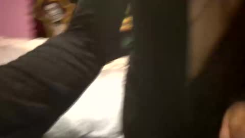 Snapshot of fuckitwehere chatting on October 6, 3:26 am fuckitwehere online show from October 6, 3:26 am