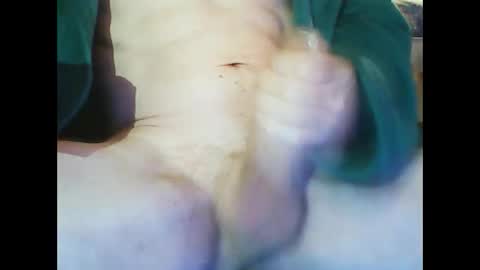 Snapshot of fuckmesexe chatting on December 19, 12:50 am LoveSexe online show from December 19, 12:50 am