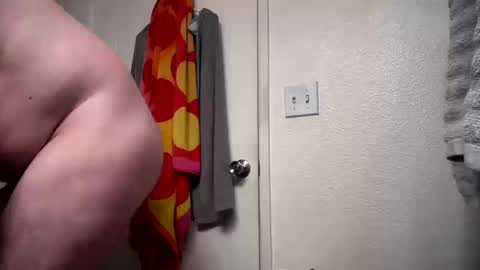 Snapshot of fukmyass247 chatting on October 11, 11:09 am fukmyass247 online show from October 11, 11:09 am