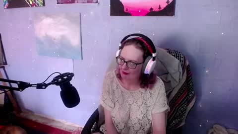 Snapshot of funafterdark13 chatting on January 27, 6:30 am Princess Nellie Captain Simon online show from January 27, 6:30 am