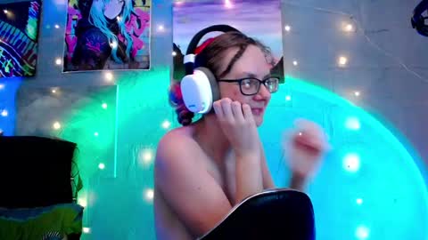 Snapshot of funafterdark13 chatting on February 5, 12:27 pm Princess Nellie Captain Simon online show from February 5, 12:27 pm