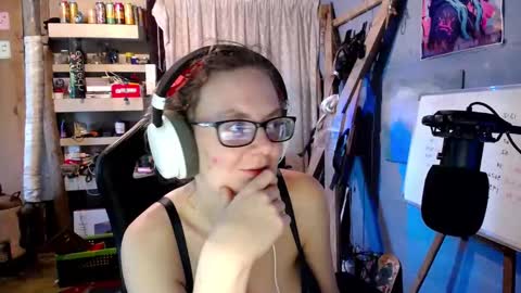 Snapshot of funafterdark13 chatting on September 15, 11:32 am Princess Nellie Captain Simon online show from September 15, 11:32 am