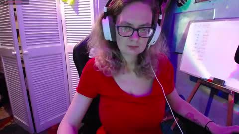 Snapshot of funafterdark13 chatting on September 19, 6:19 pm Princess Nellie Captain Simon online show from September 19, 6:19 pm