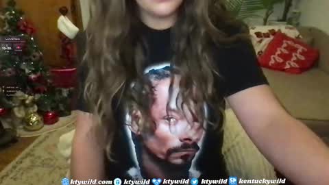 Snapshot of funcamkw chatting on December 18, 11:19 pm Thank you for visiting I hope you had fun 3 online show from December 18, 11:19 pm