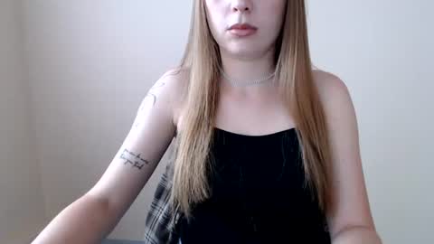 Emma online show from July 5, 9:05 am