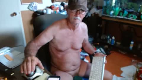 Snapshot of funmike2000 chatting on June 7, 6:11 pm mike online show from June 7, 6:11 pm
