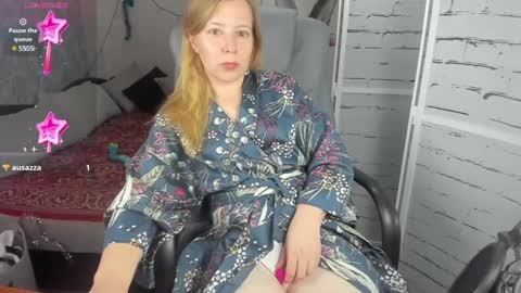 funny_bunny4 online show from January 1, 6:59 pm