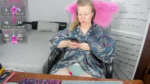 funny_bunny4 online show from February 26, 6:32 pm