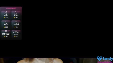 Snapshot of funny_mila chatting on January 6, 10:35 am Funny mila online show from January 6, 10:35 am