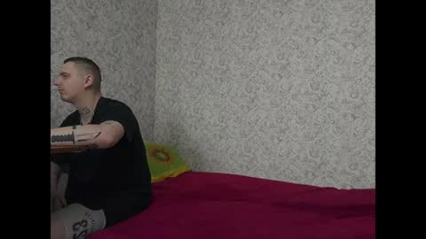 funnyguyshere online show from April 20, 9:12 am