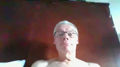 Snapshot of funslimguy chatting on September 28, 11:54 pm Funslimguy online show from September 28, 11:54 pm