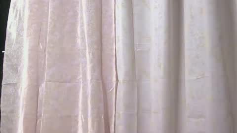 LIL LEE online show from March 12, 10:43 am