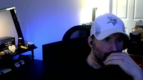 fuzz69_ online show from February 5, 7:07 pm