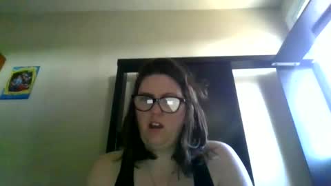 fuzzypeaches87 online show from March 30, 3:13 pm