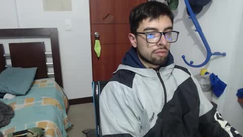 andrew online show from September 23, 3:42 am