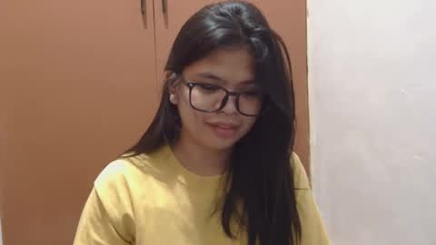 Snapshot of fyang_morena chatting on December 16, 6:13 pm fyang_morena online show from December 16, 6:13 pm