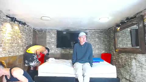 Snapshot of fyotty chatting on September 21, 11:45 am FYOTTY online show from September 21, 11:45 am