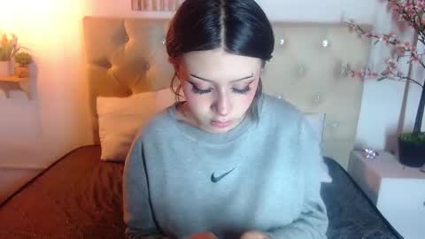 FIRE AND FOX online show from November 2, 8:44 pm