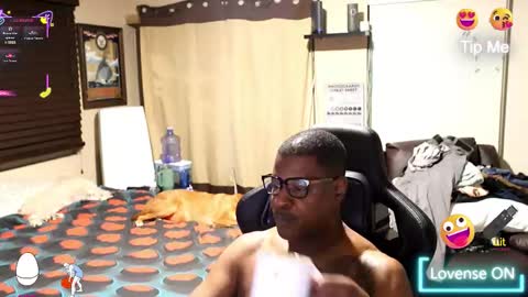 Snapshot of fyrecontrol chatting on November 4, 10:25 am seldom seen online show from November 4, 10:25 am