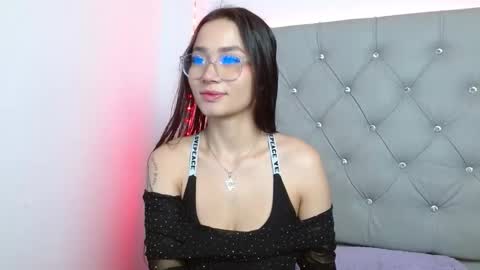 Snapshot of fysste_ chatting on December 16, 12:10 pm Victoria online show from December 16, 12:10 pm