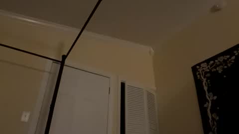 Snapshot of g0ddessluna1800 chatting on December 16, 3:00 am Goddess Luna online show from December 16, 3:00 am