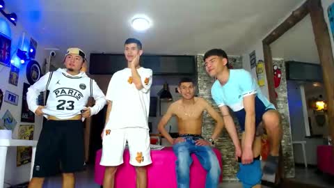 Snapshot of g4mens chatting on October 13, 3:34 pm G4MENS online show from October 13, 3:34 pm