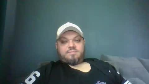 Snapshot of g_l_u_s_g_a_n chatting on March 23, 11:47 am Glusgan online show from March 23, 11:47 am
